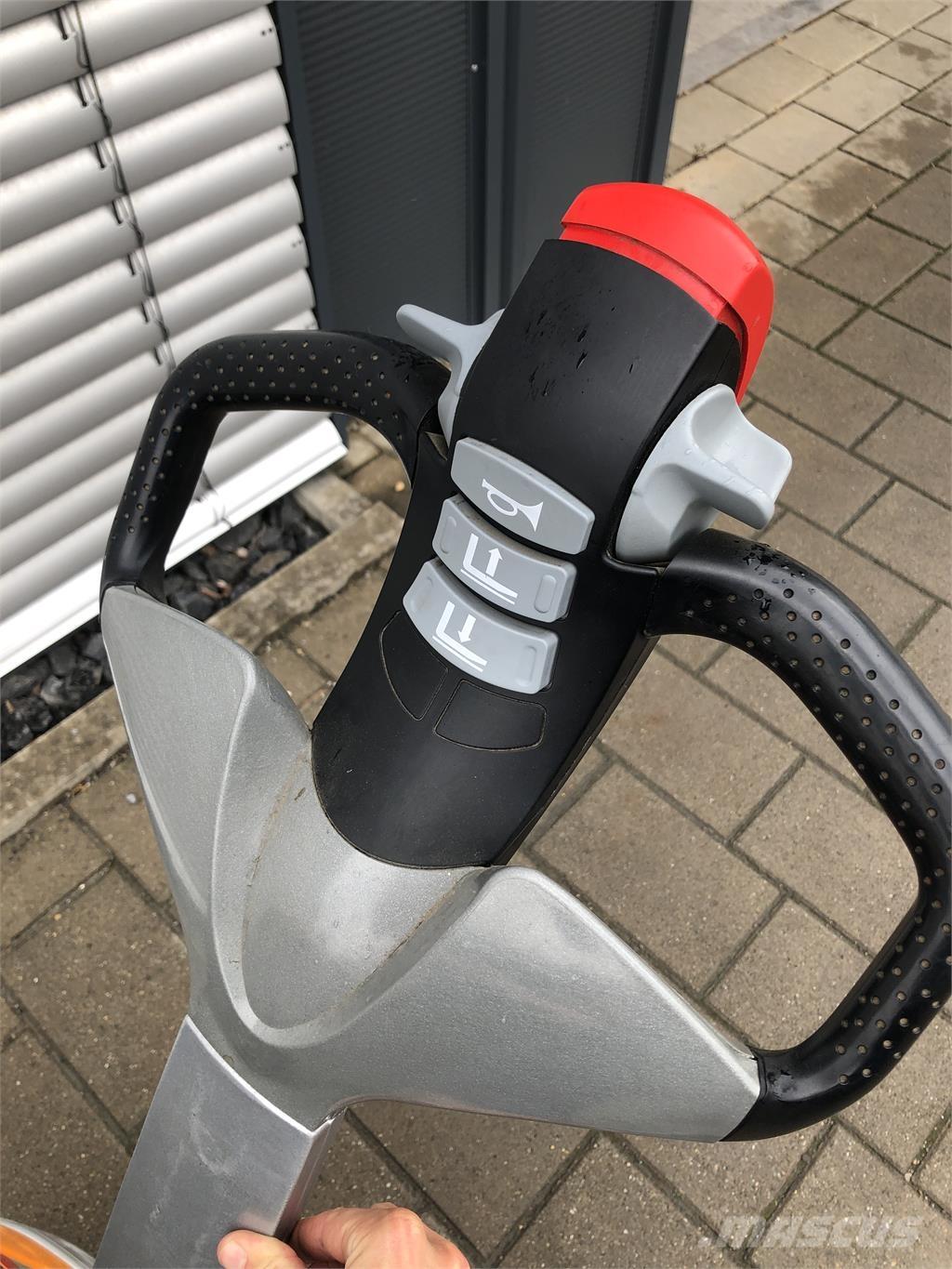 Still EXU16 Колички високоповдигачи с теглич