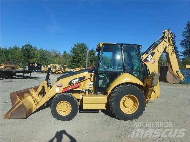 CAT 420 E Товарач със заден ексватор