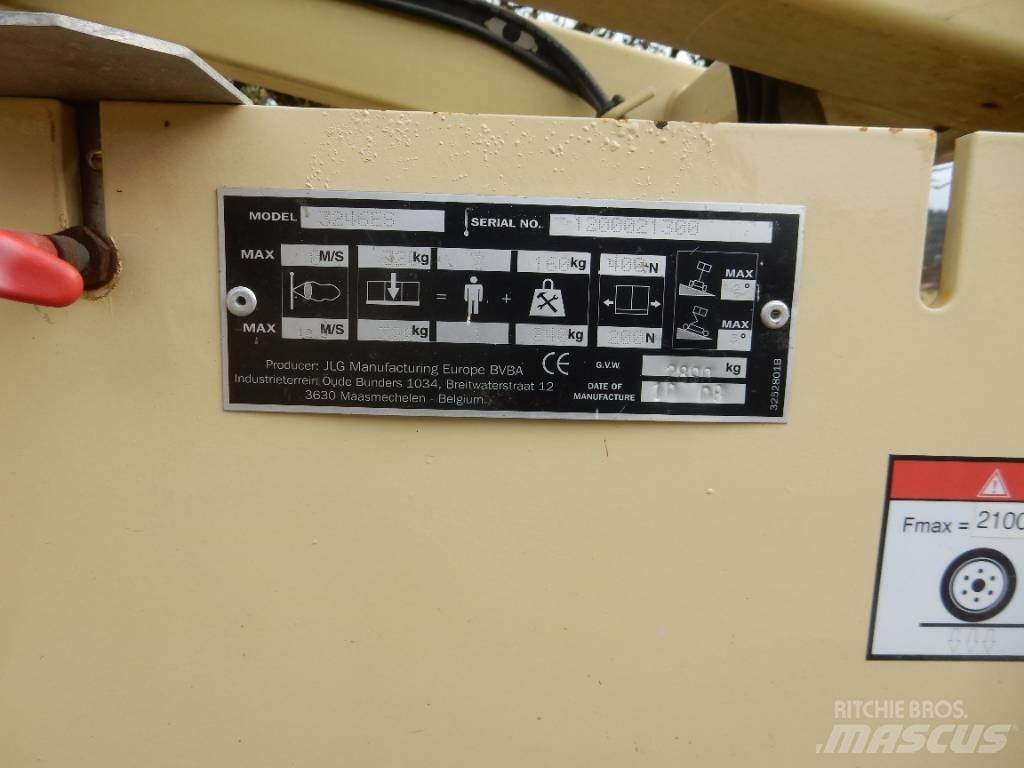 JLG 3246 ES Ножични работни платформи