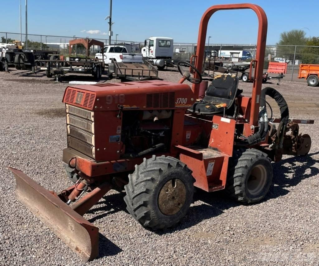 Ditch Witch 3700 DD Изкопни машини