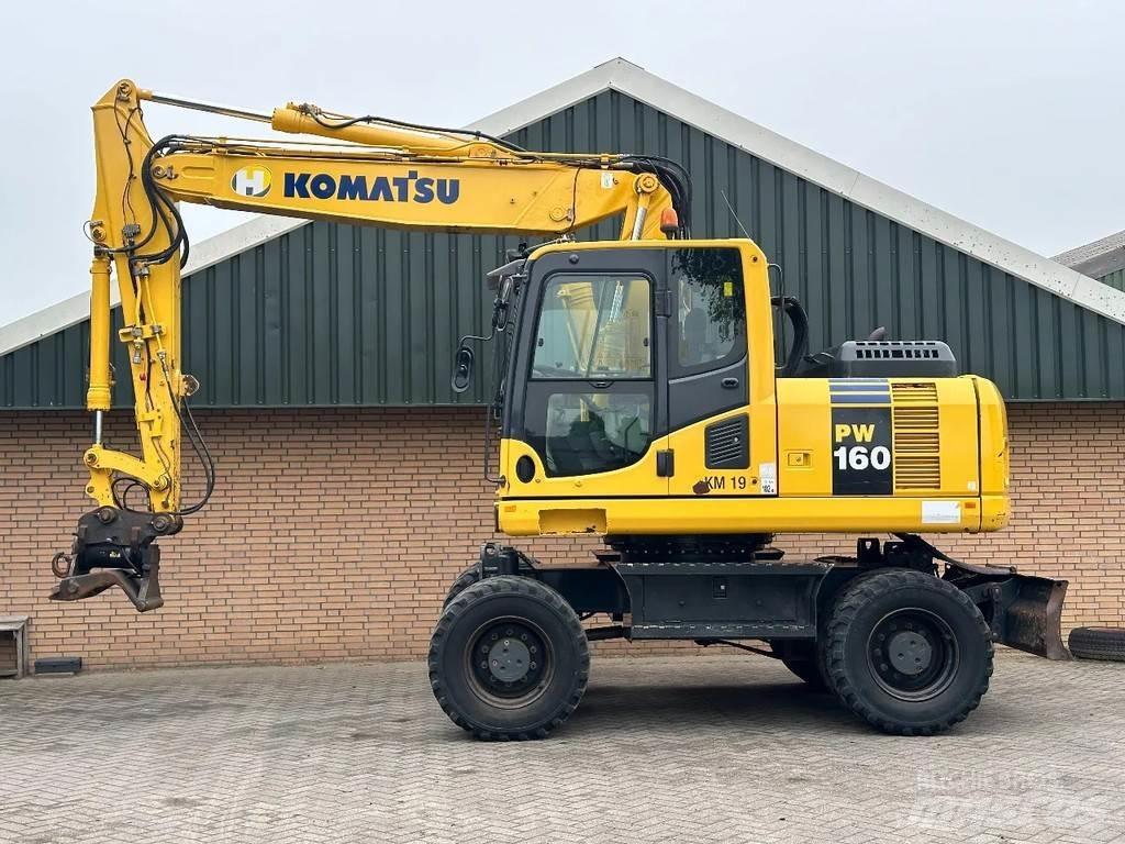 Komatsu PW160-8 Колесни екскаватори