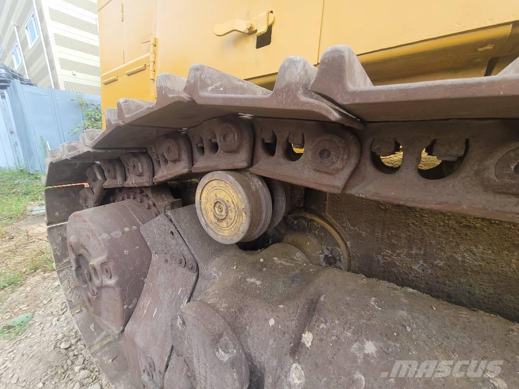 CAT 973 Верижен товарач