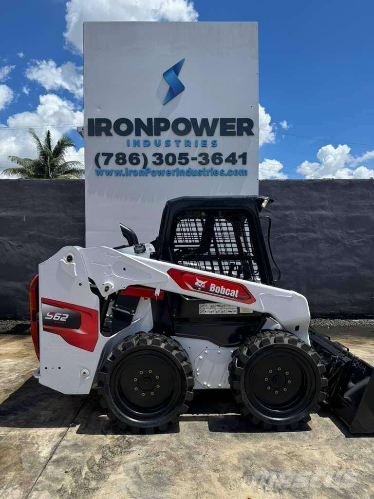 Bobcat S 62 Мини товарачи
