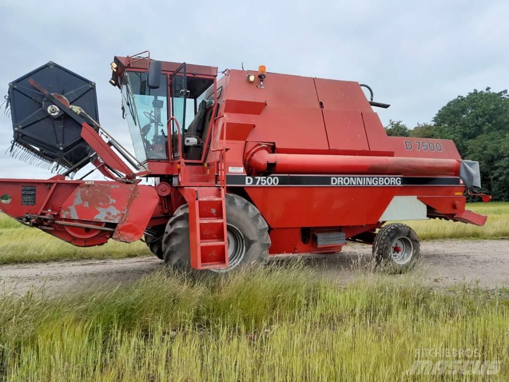 Dronningborg D7500 Комбайни