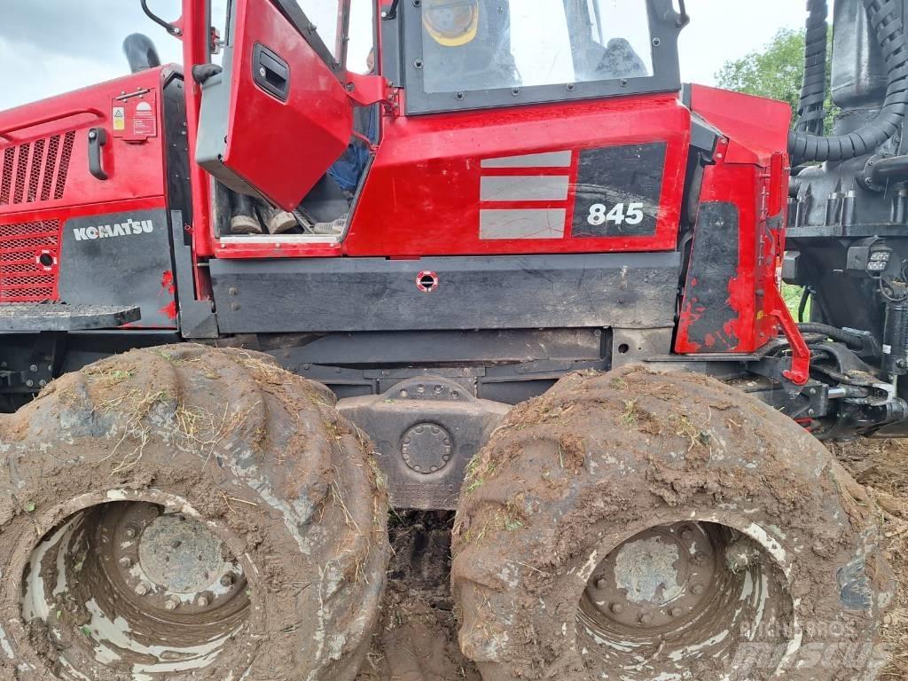 Komatsu 845 Форуардери