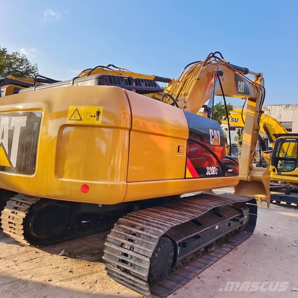 CAT 320 D Верижен екскаватор