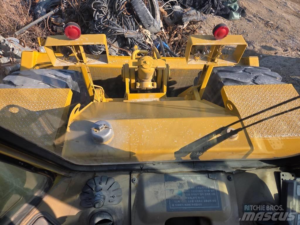 CAT 824c Колесни булдозери
