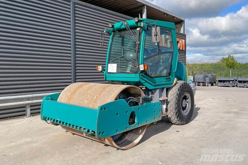 Hamm 3307 HT Еднобарабанни ролки
