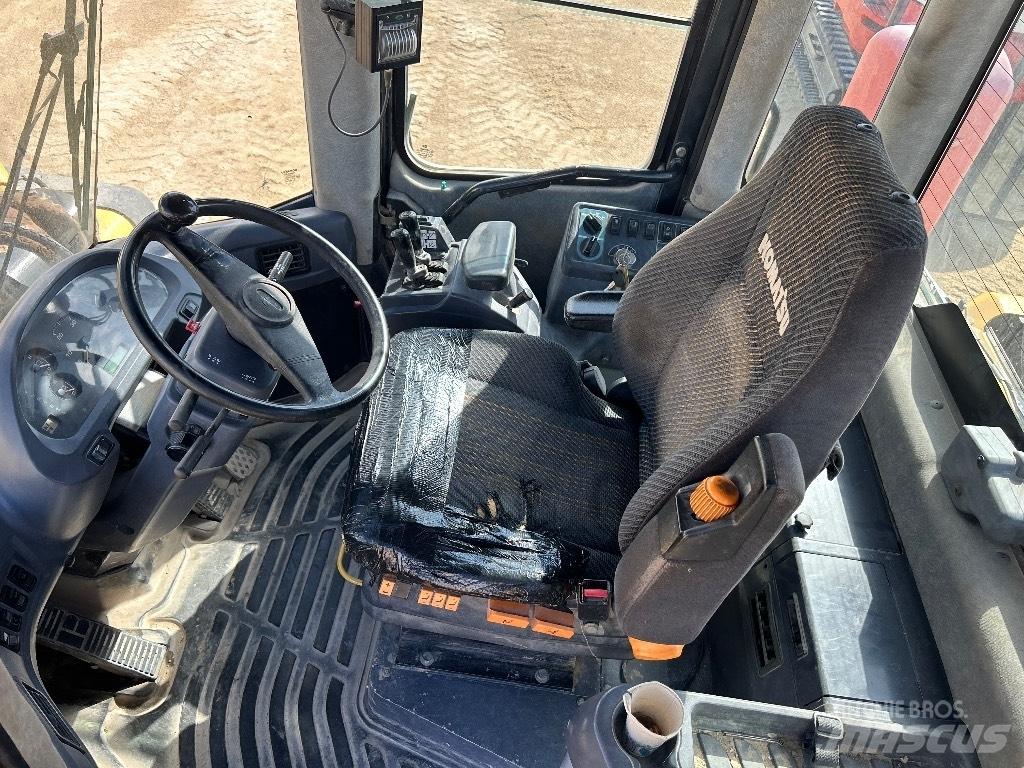 Komatsu WA 380-5 Колесни товарачи