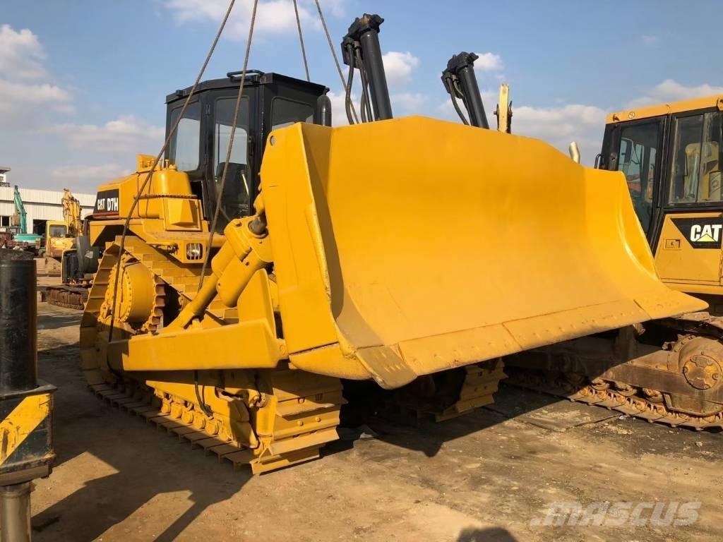 CAT D 7 H Верижни булдозери
