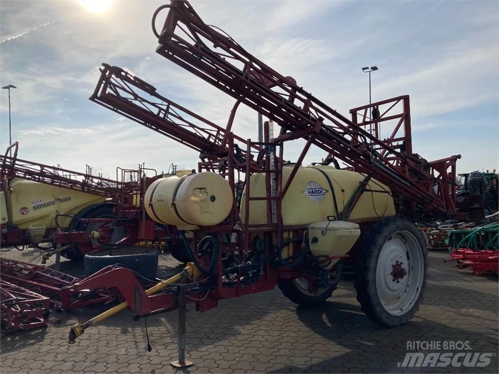 Hardi TZY 2400 Прикачни пръскачки
