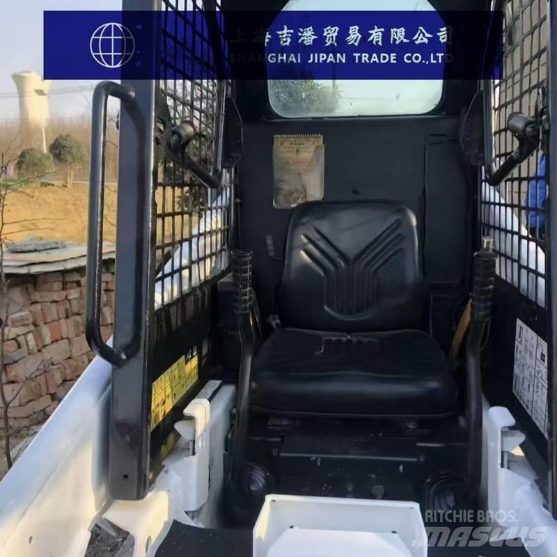 Bobcat S 70 Мини товарачи
