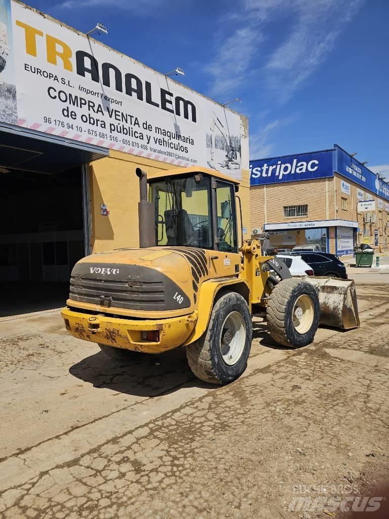 Volvo L 40 Колесни товарачи