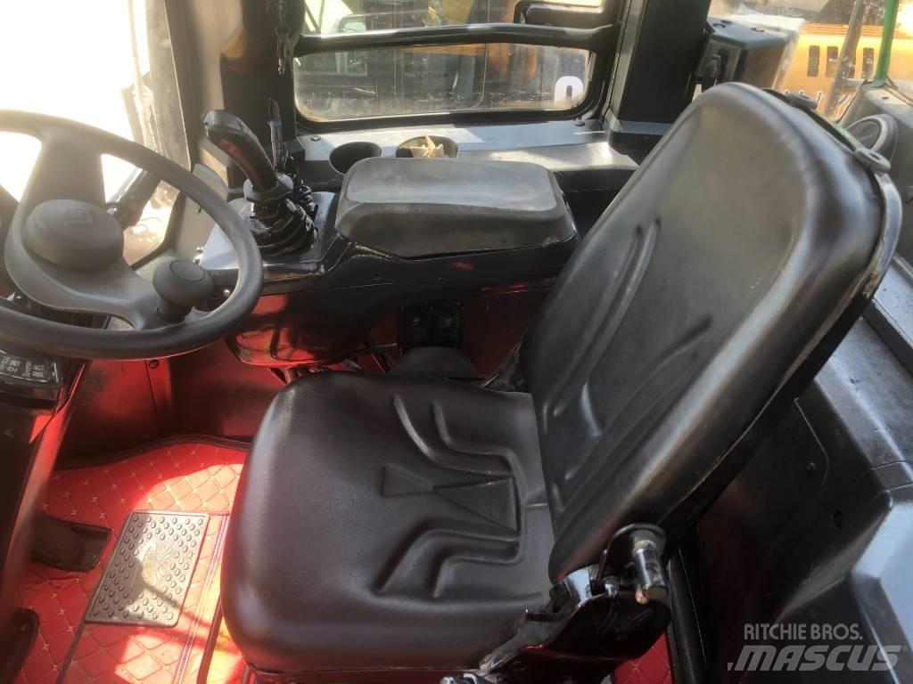LiuGong 856H Колесни товарачи
