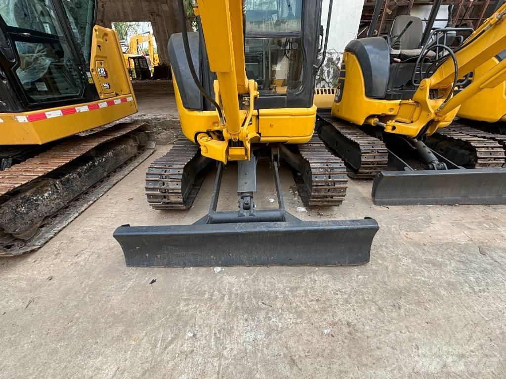 Komatsu PC35MR Мини екскаватори < 7 т