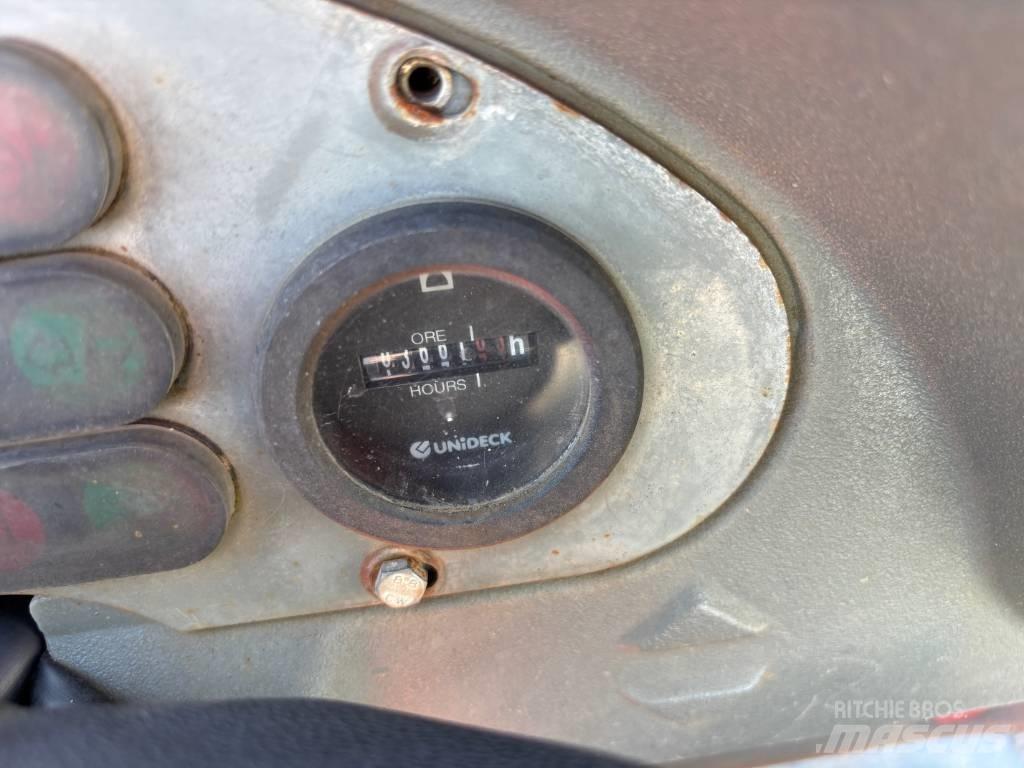 Neuson 5001 Странични самосвали