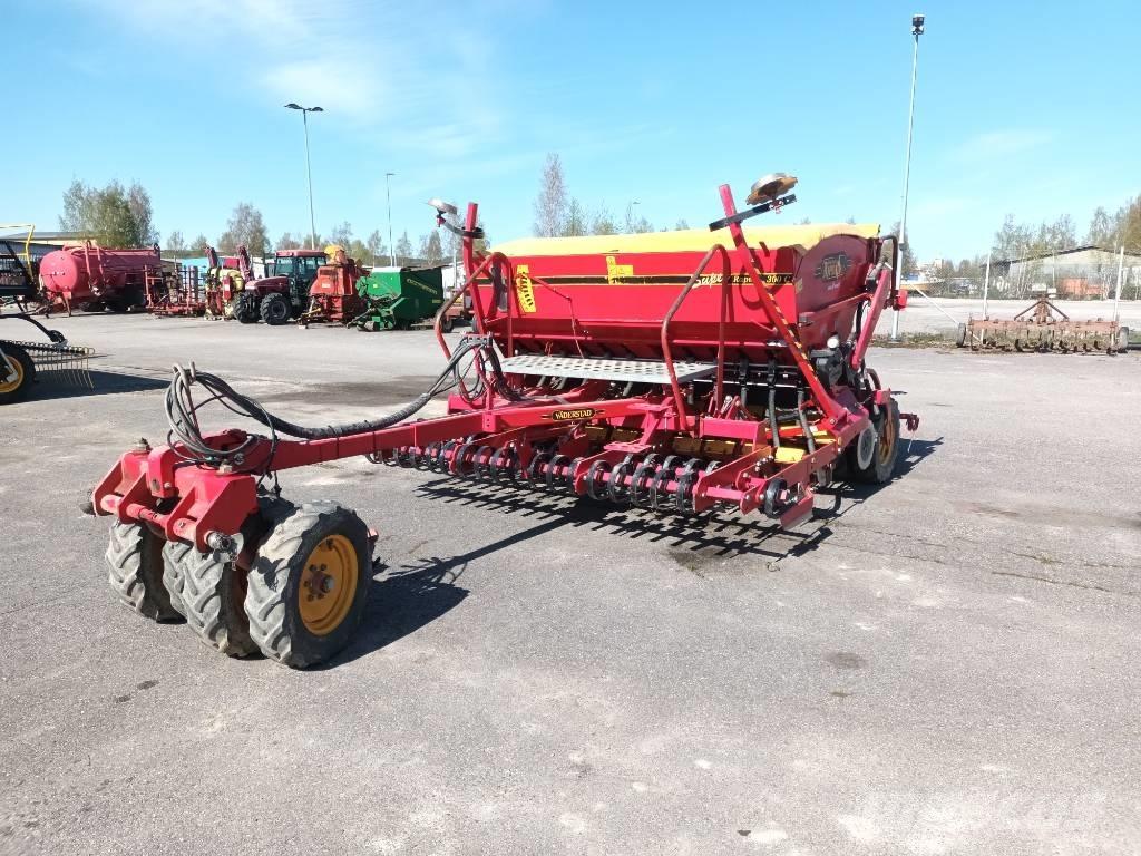 Väderstad Rapid300C Комбинирани редосеялки