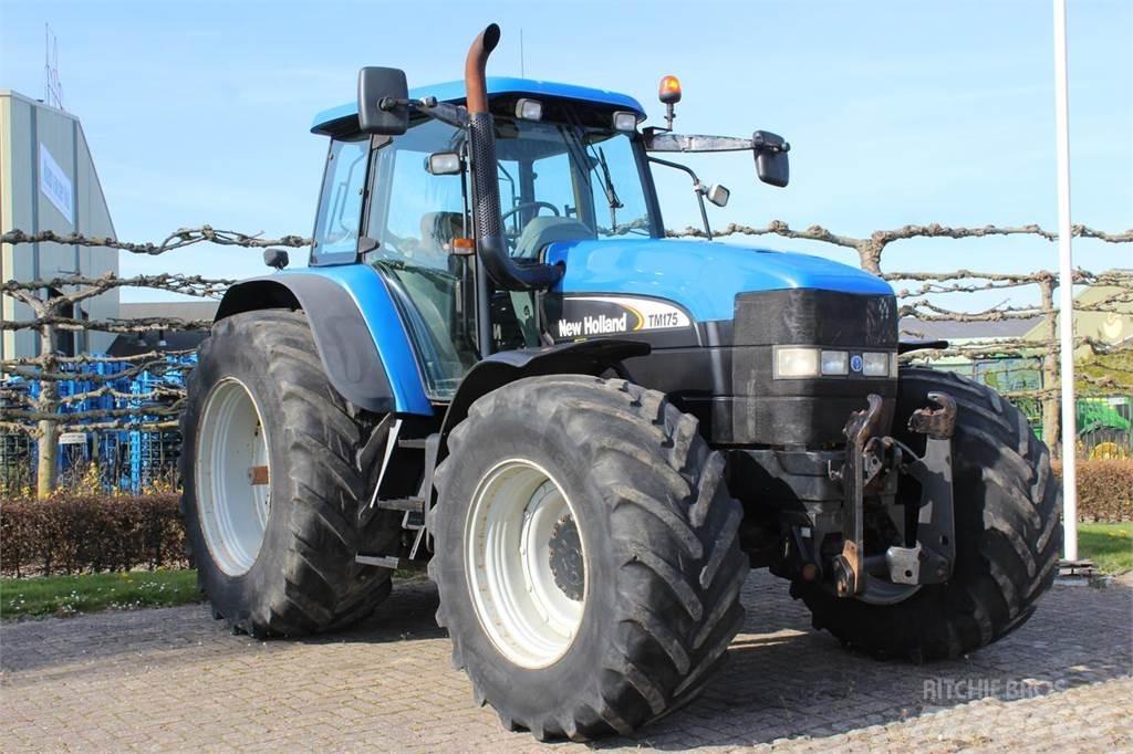 New Holland TM175 Трактори