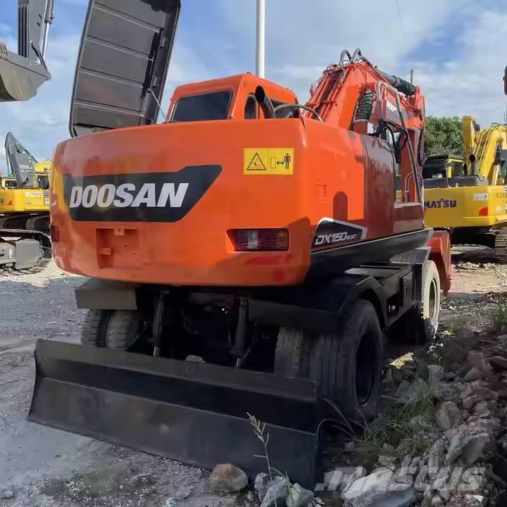 Doosan DX150W-9C Колесни екскаватори