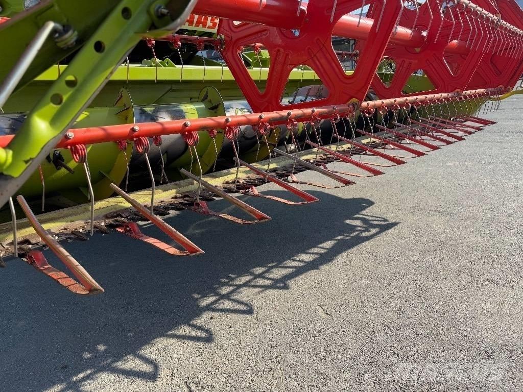 CLAAS Tucano 420 APS Комбайни