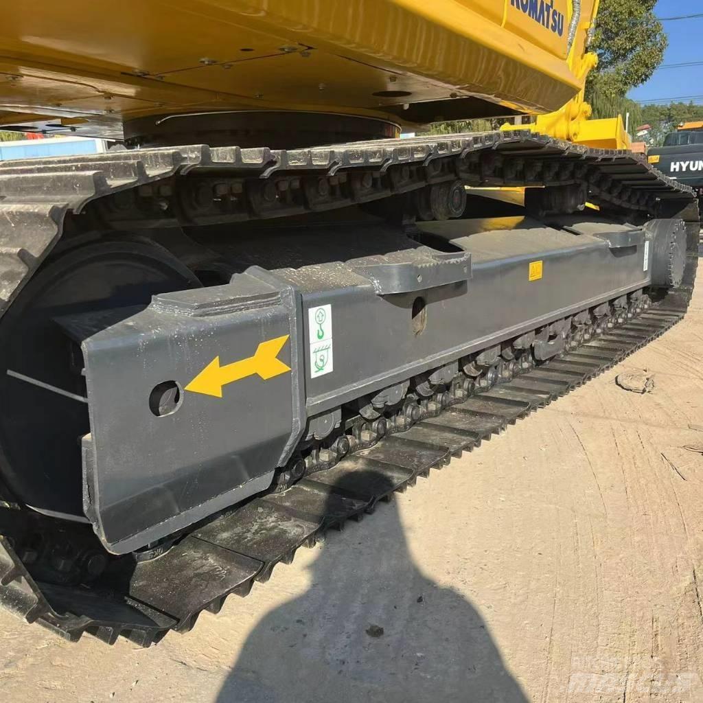 Komatsu PC240LC-8 Мини екскаватори < 7 т