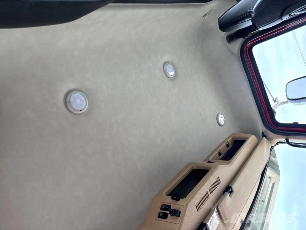 Mack Granite Влекачи