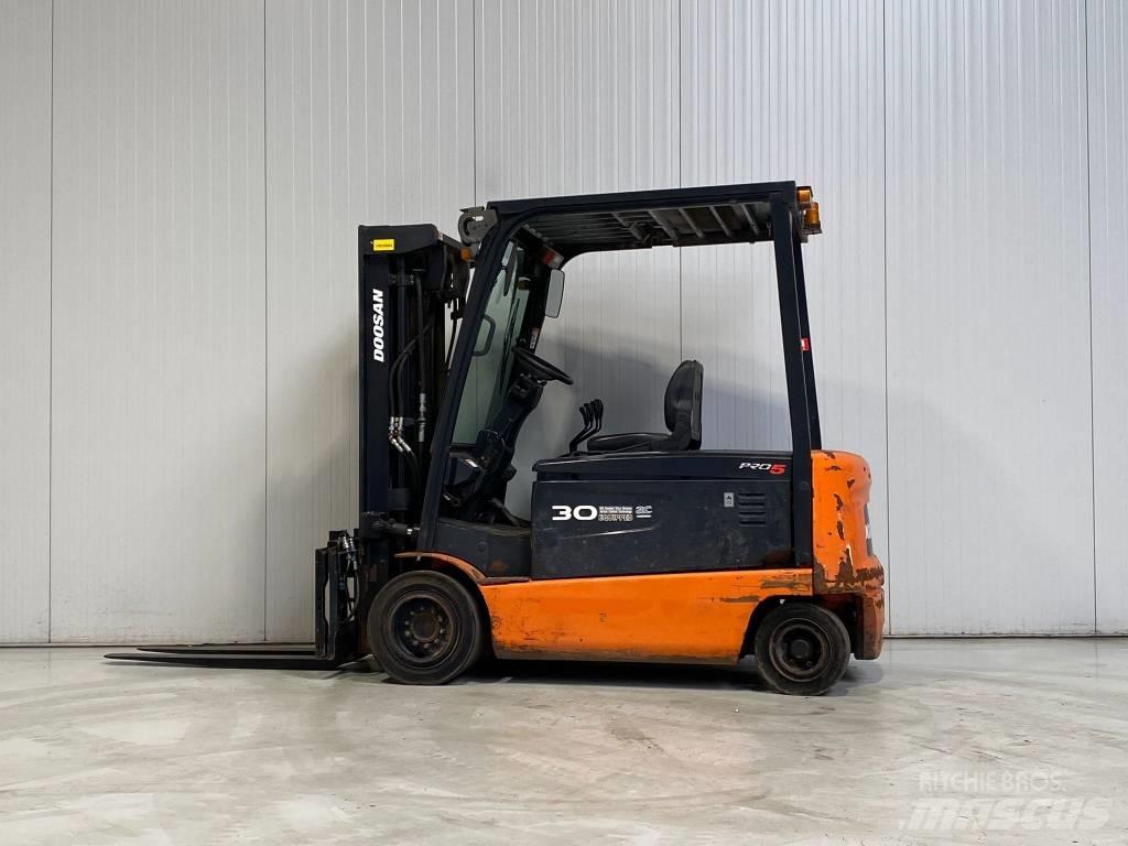 Doosan B30X-5 Електрически вилични кари-повдигачи