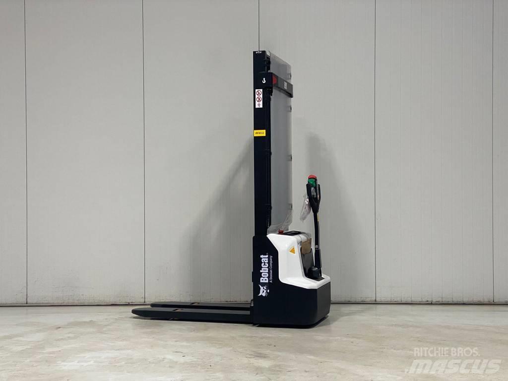 Bobcat LSM12N-7 Колички високоповдигачи с теглич