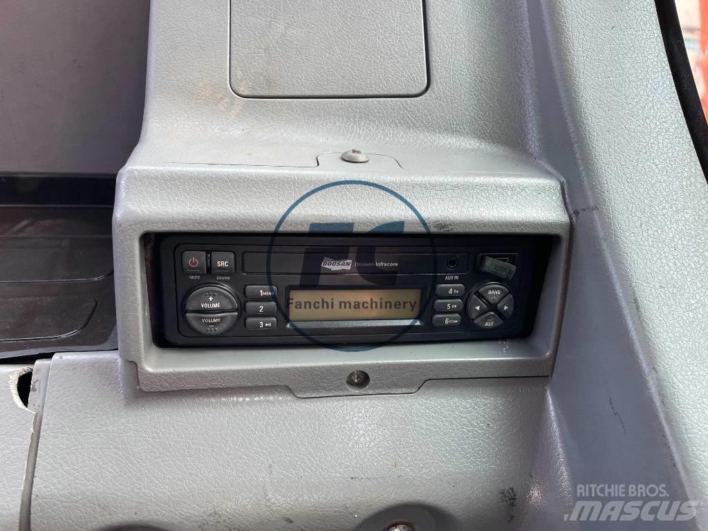 Doosan DX300 Верижен екскаватор