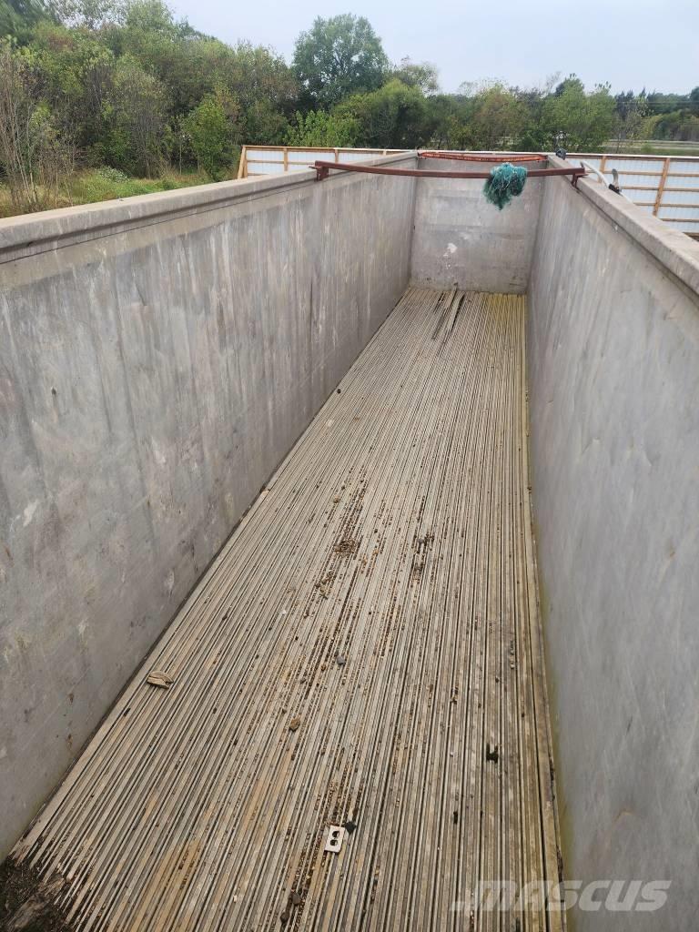 East Mfg Trailer Други ремаркета