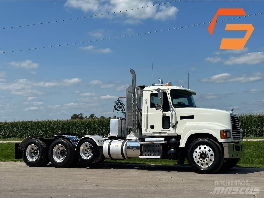 Mack Pinnacle CH613 Влекачи