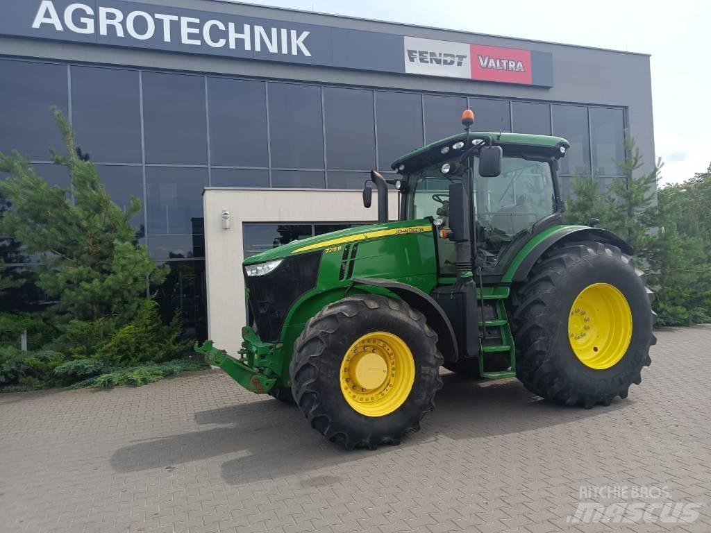 John Deere 7215 R Трактори