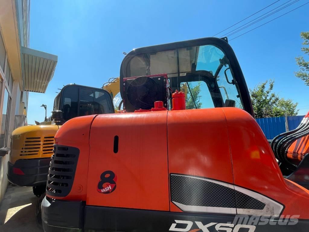 Doosan DX 60 Верижен екскаватор