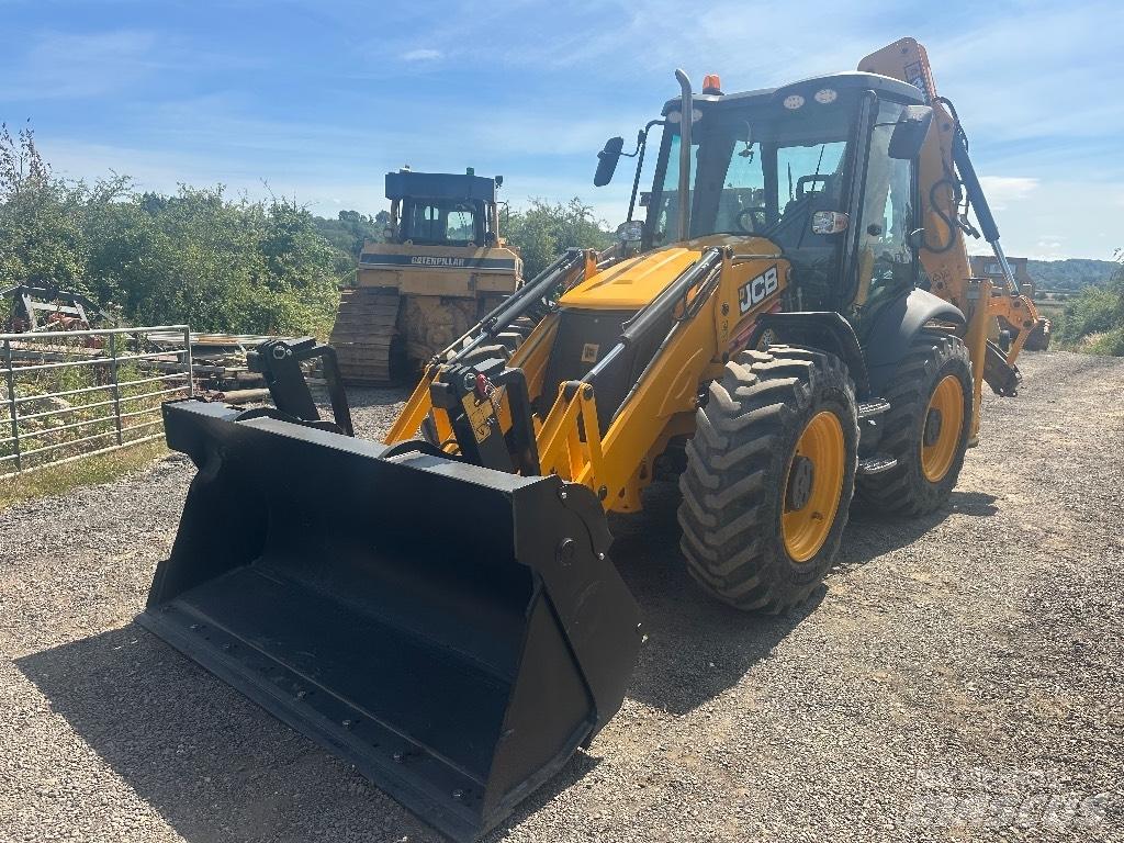 JCB 4 CX SM Товарач със заден ексватор