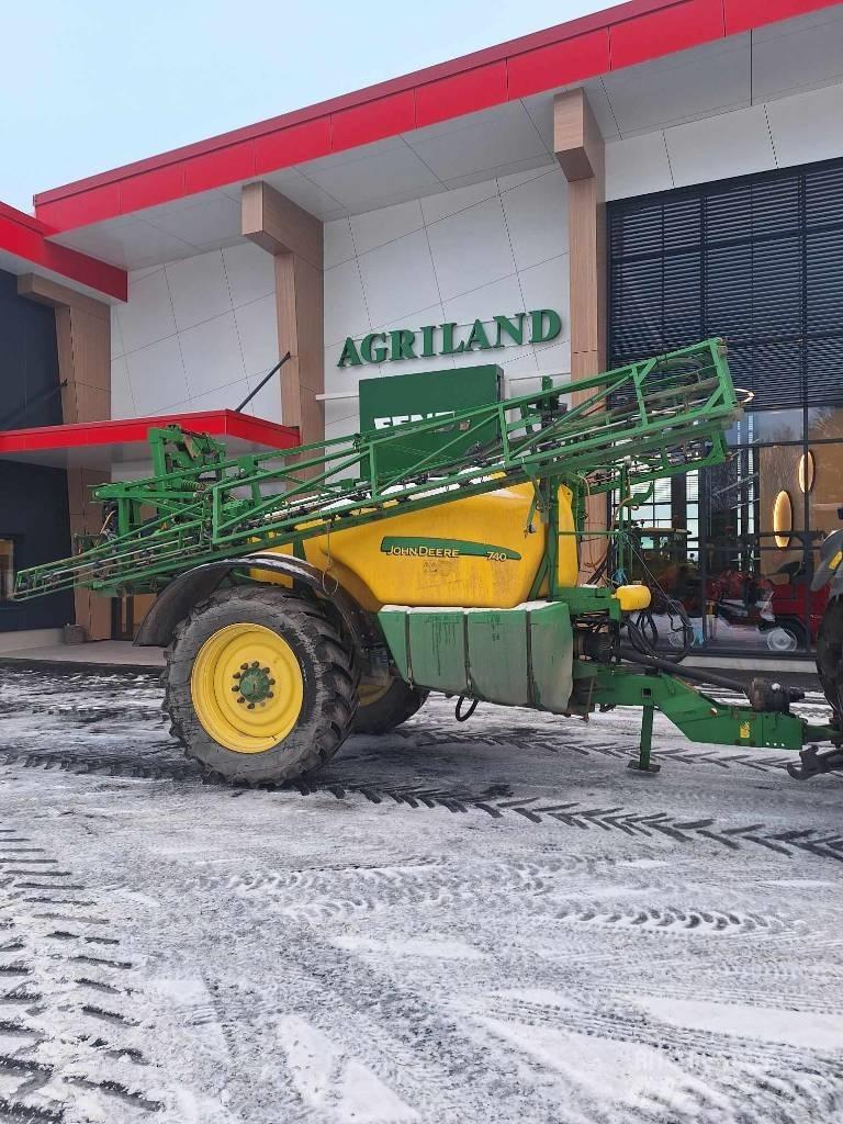 John Deere 740 Прикачни пръскачки
