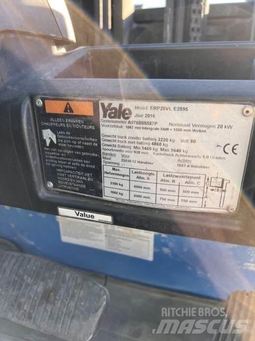 Yale ERP25VL Вилични кари-повдигачи - други