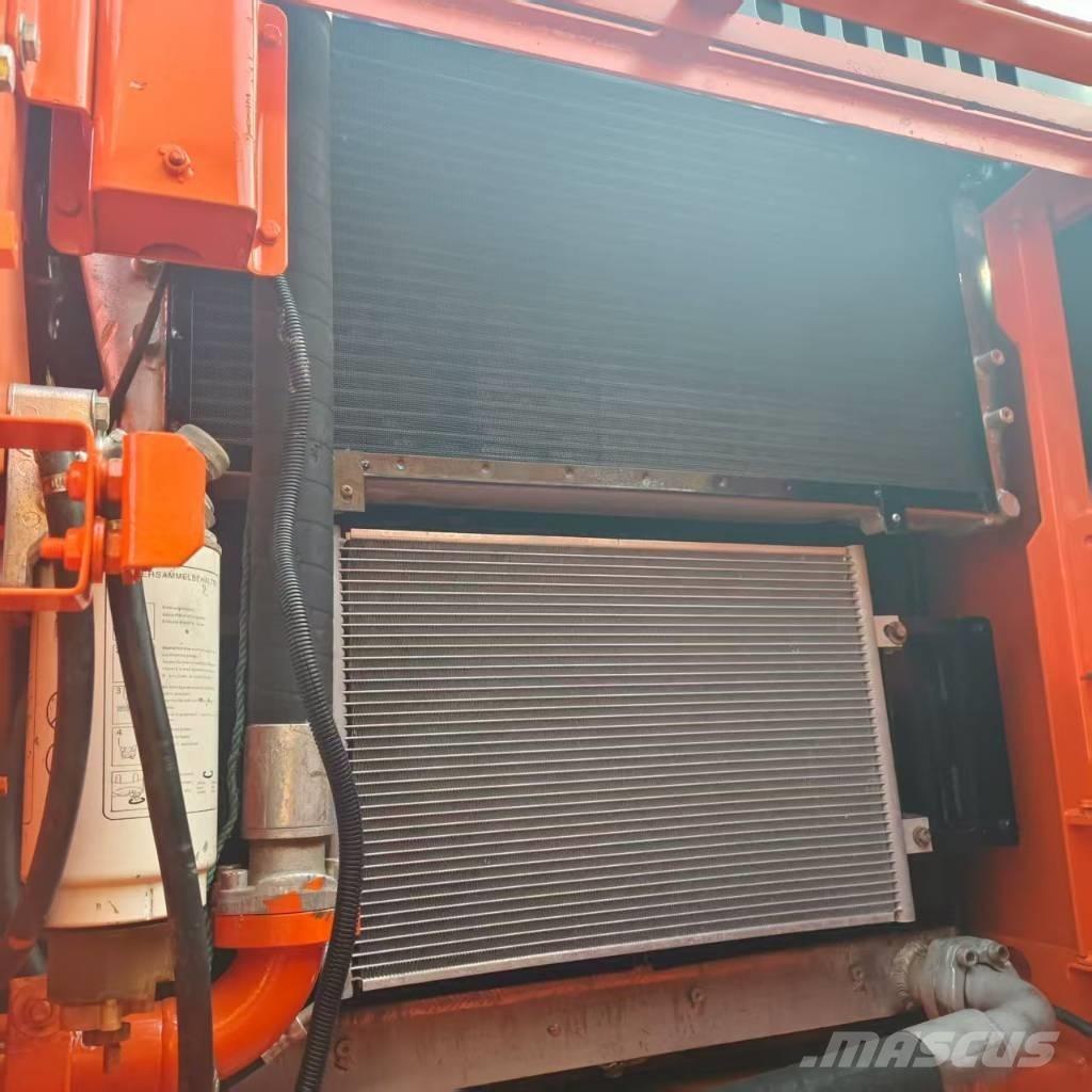 Doosan DX 300 Верижен екскаватор