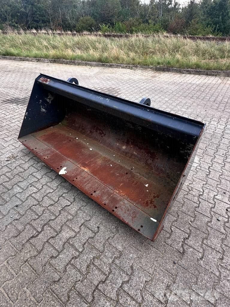 JCB Læsseskovl - 226cm Кофи