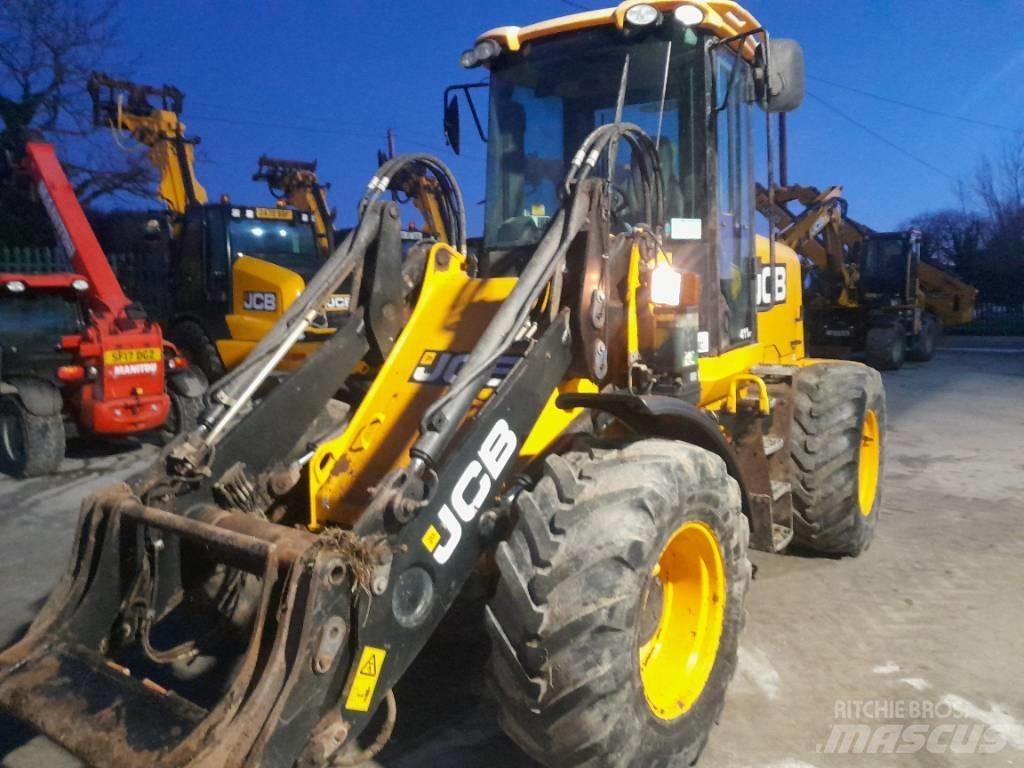 JCB 411 Телескопични товарачи за селското стопанство