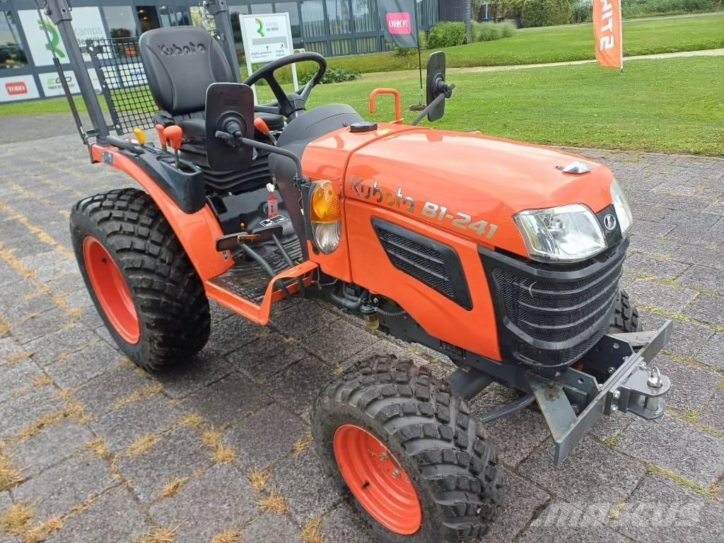 Kubota B1-241 Компактни трактори