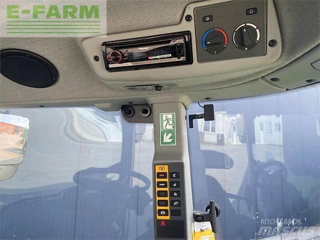 CLAAS arion 420 Трактори