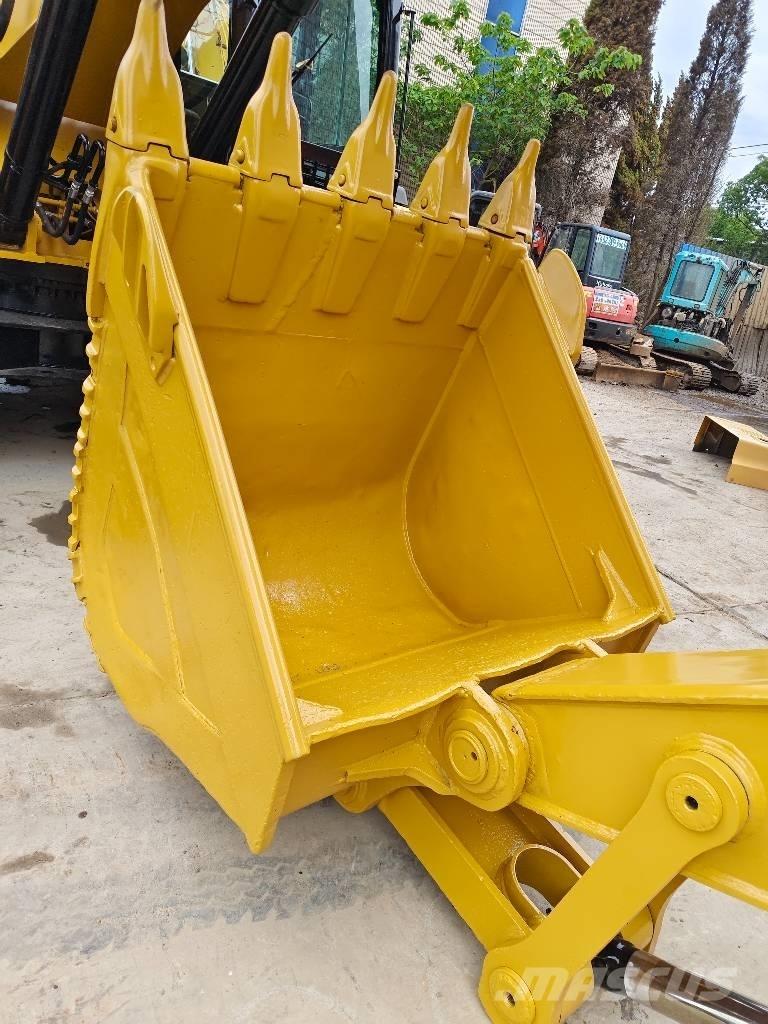 CAT 330D2L Верижен екскаватор