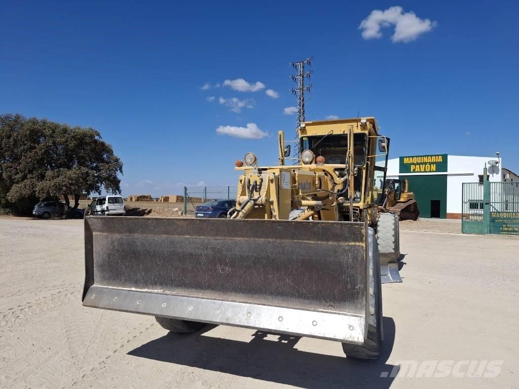 Komatsu GD 521 A-1E Строителство - Други