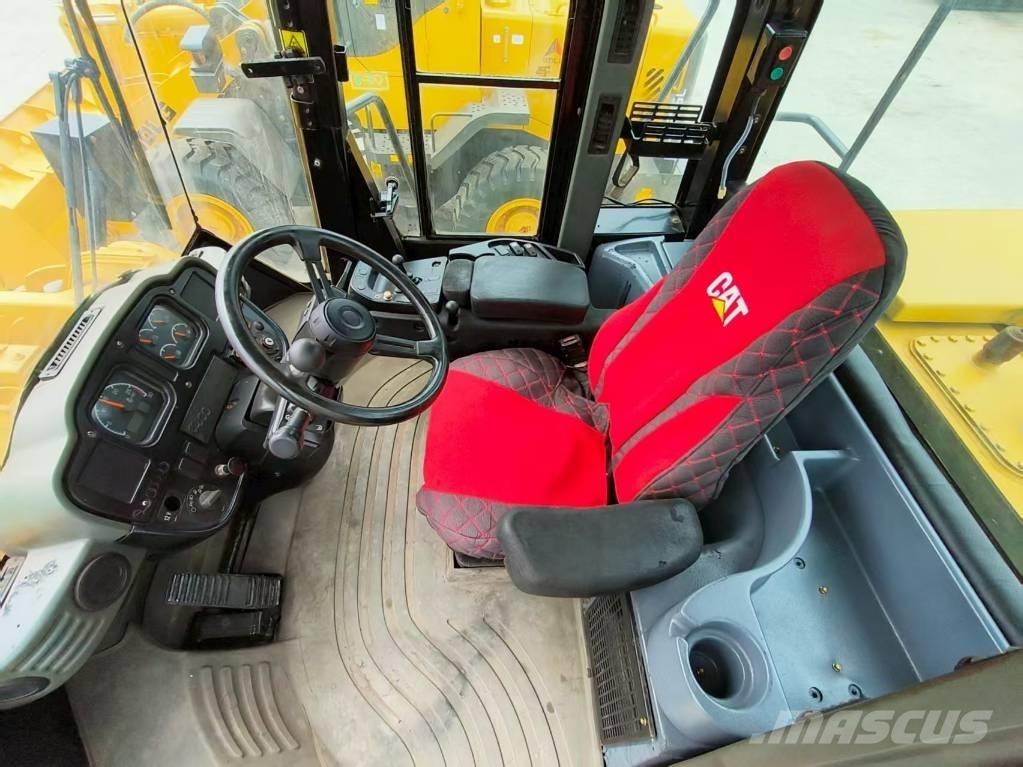 CAT 966 H Колесни товарачи