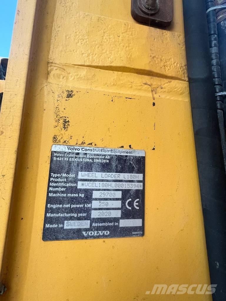 Volvo L 180 H Колесни товарачи