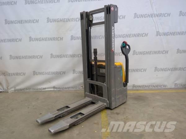 Jungheinrich EJC 112 Колички високоповдигачи с теглич