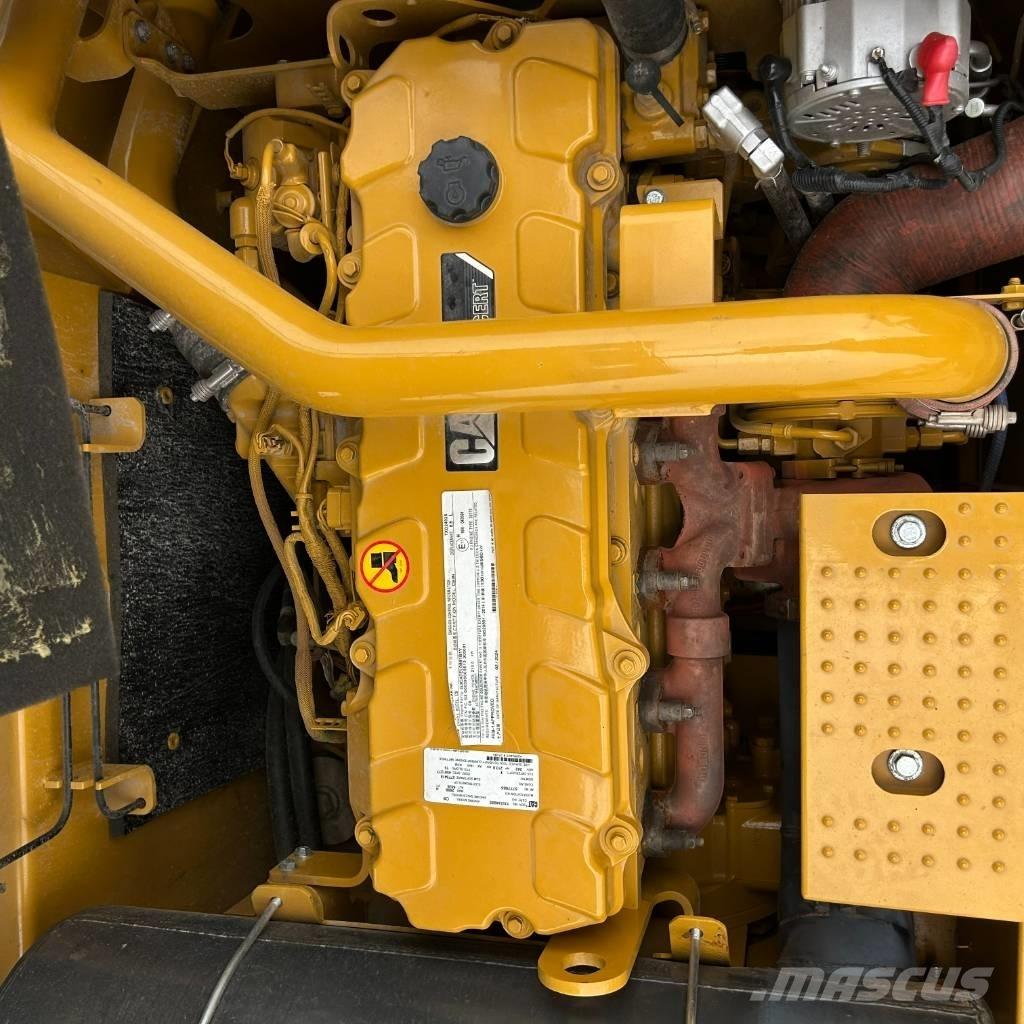 CAT 340D2L Верижен екскаватор