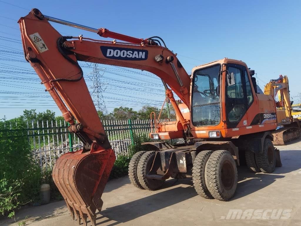 Doosan DH150W-7 Колесни екскаватори