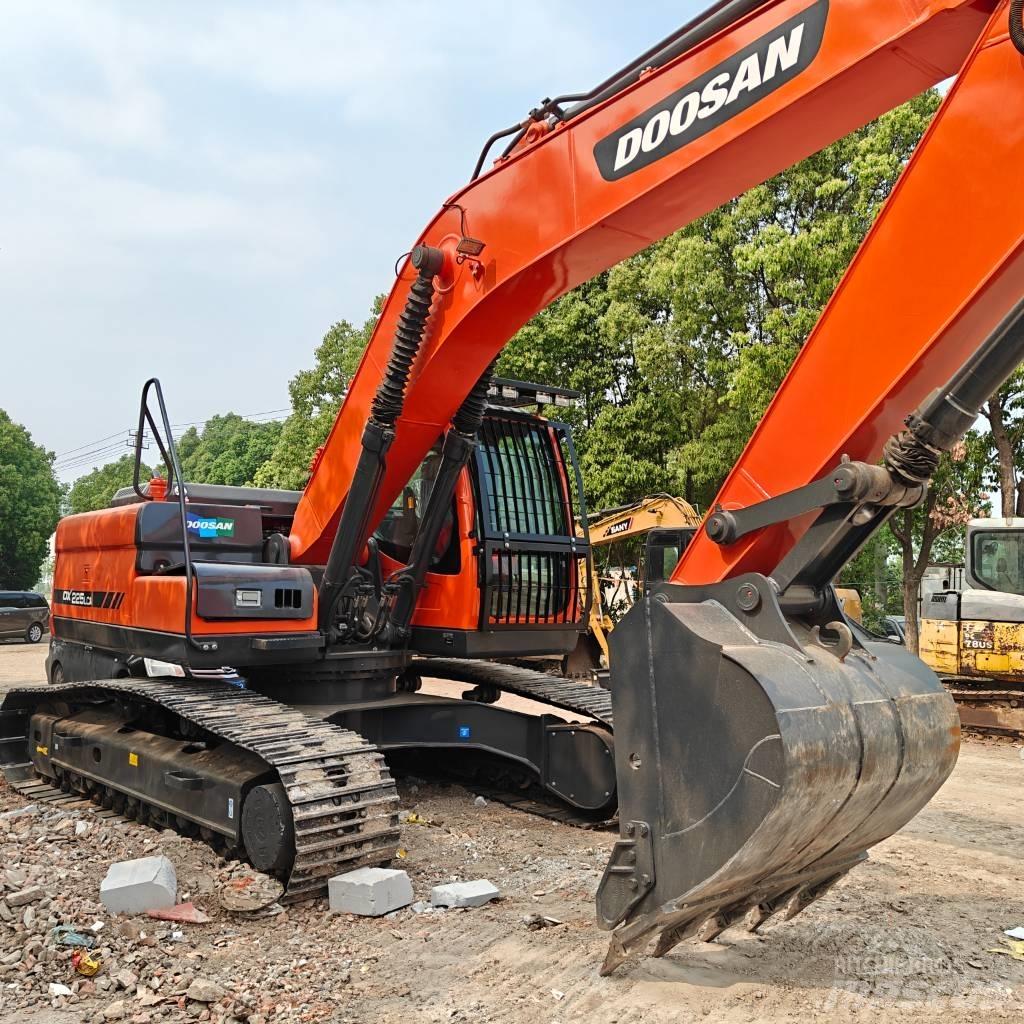 Doosan DX225-9C Верижен екскаватор