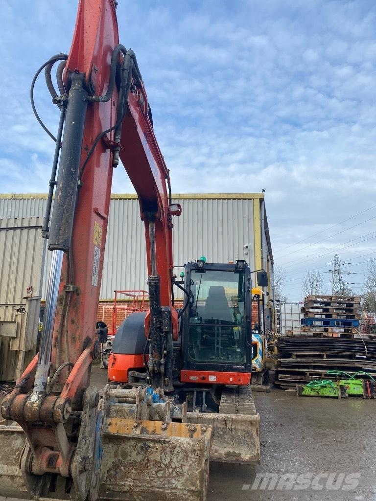 Kubota KX 080-4 Средни екскаватори 7т - 12т